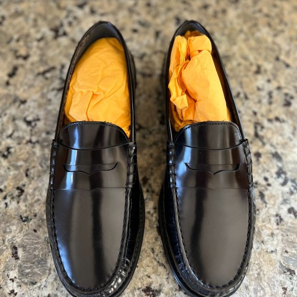 Tod\'s Milan Black Italian Leather Loafers (Size 9.5) main image 5